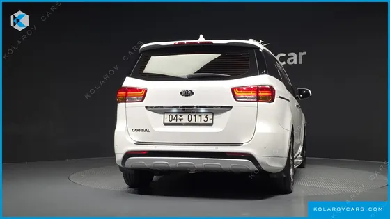KIA CARNIVAL 9-SEATER NOBLESSE