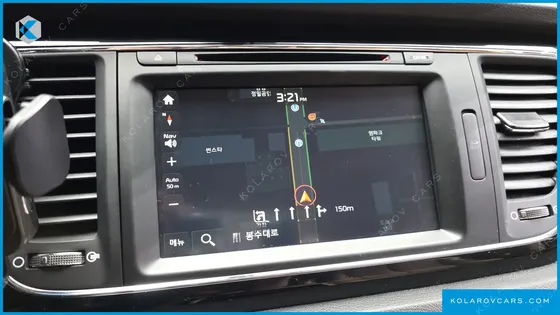 KIA CARNIVAL 9-SEATER NOBLESSE