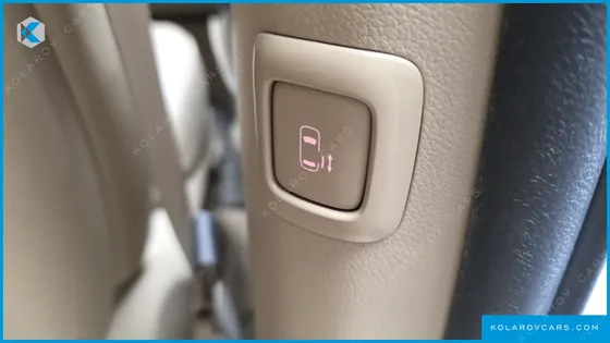 KIA CARNIVAL 9-SEATER NOBLESSE