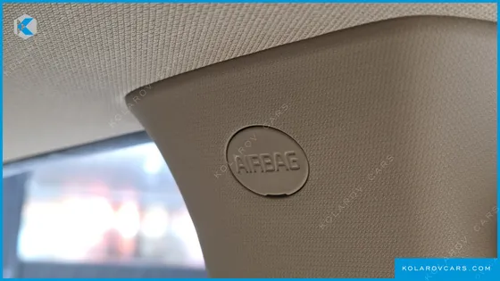 KIA CARNIVAL 9-SEATER NOBLESSE