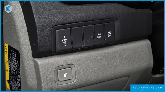KIA CARNIVAL 9-SEATER NOBLESSE