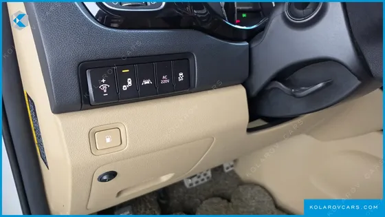 KIA CARNIVAL 9-SEATER HI-LIMOUSINE