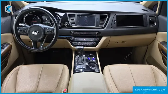 KIA CARNIVAL 9-SEATER HI-LIMOUSINE