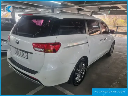 KIA CARNIVAL 9-SEATER PRESTIGE