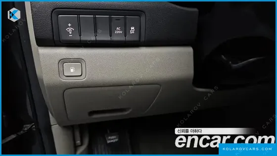 KIA CARNIVAL 7-SEATER LIMOUSINE