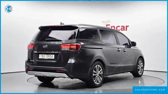 KIA CARNIVAL 9-SEATER PRESTIGE