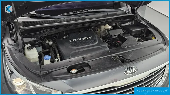 KIA CARNIVAL 9-SEATER PRESTIGE
