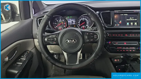 KIA CARNIVAL 9-SEATER PRESTIGE