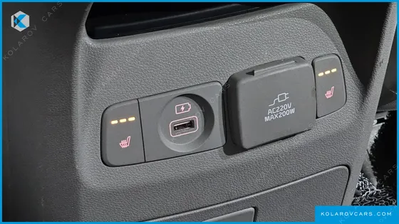 KIA CARNIVAL 9-SEATER PRESTIGE