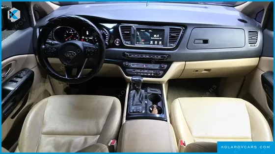 KIA CARNIVAL 9-SEATER PRESTIGE