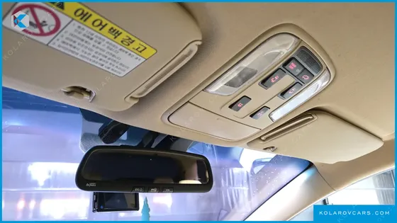 KIA CARNIVAL 9-SEATER PRESTIGE