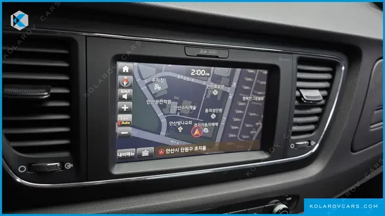 KIA CARNIVAL 9-SEATER LUXURY