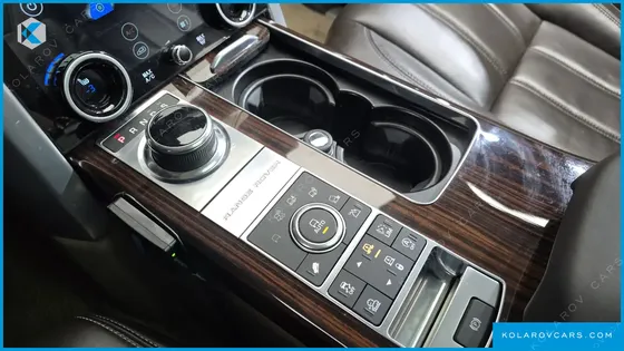 LAND ROVER RANGE ROVER 4.4 SDV8 VOGUE SE DIESEL