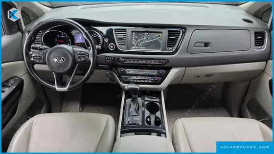 KIA CARNIVAL 9-SEATER PRESTIGE