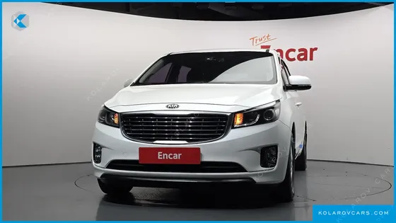KIA CARNIVAL 11-SEATER DELUXE