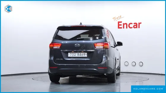 KIA CARNIVAL 11-SEATER PRESTIGE