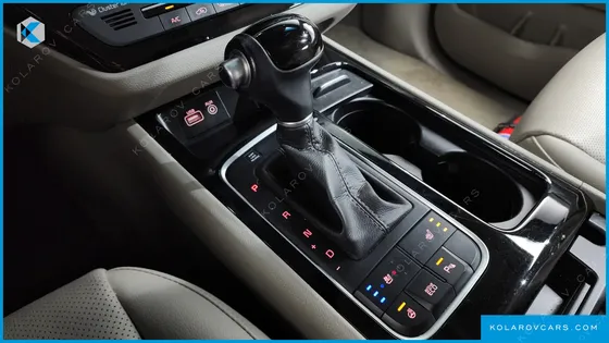 KIA CARNIVAL 11-SEATER PRESTIGE