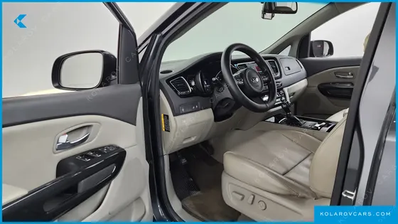KIA CARNIVAL 11-SEATER PRESTIGE