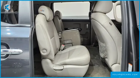 KIA CARNIVAL 11-SEATER PRESTIGE