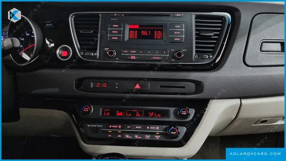 KIA CARNIVAL 11-SEATER PRESTIGE
