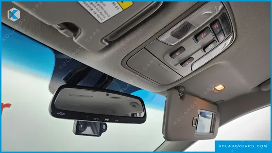 KIA CARNIVAL 11-SEATER PRESTIGE