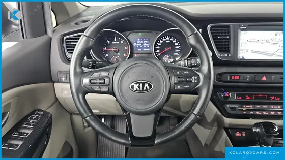 KIA CARNIVAL 9-SEATER PRESTIGE