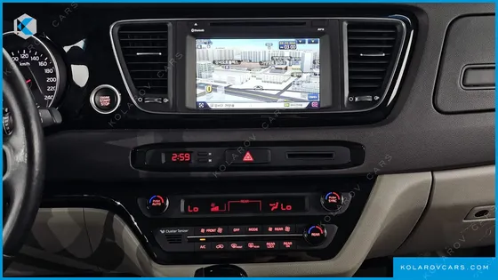 KIA CARNIVAL 9-SEATER PRESTIGE