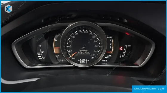 VOLVO V40 D3