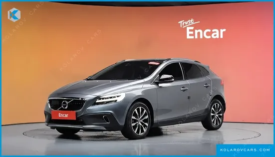 VOLVO V40 D3