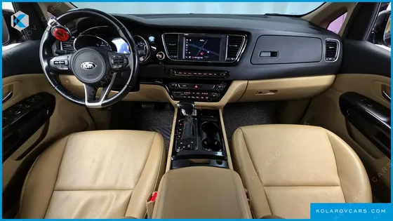 KIA CARNIVAL 9-SEATER PRESTIGE