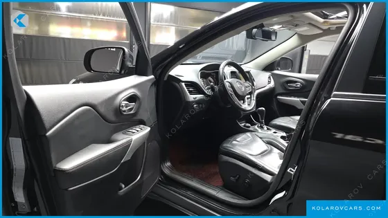 JEEP CHEROKEE 2.4 LONGITUDE AWD