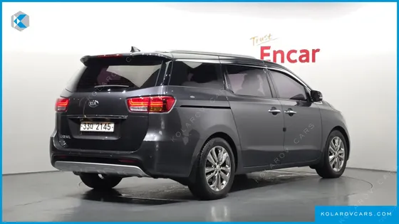 KIA CARNIVAL GASOLINE 9-SEATER NOBLESSE