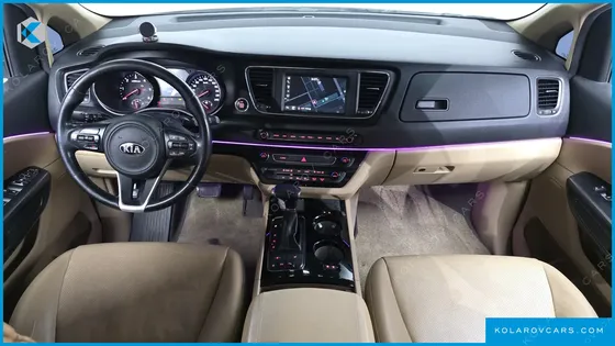 KIA CARNIVAL 9-SEATER HI-LIMOUSINE