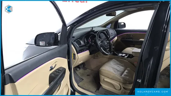 KIA CARNIVAL 9-SEATER HI-LIMOUSINE