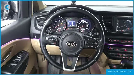 KIA CARNIVAL 9-SEATER HI-LIMOUSINE