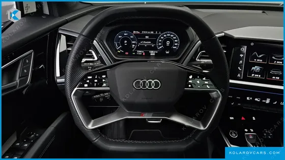 AUDI Q4 E-TRON 45 PREMIUM SPORTBACK