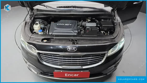 KIA CARNIVAL 9-SEATER PRESTIGE