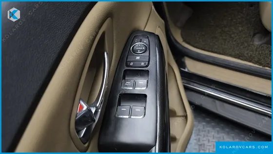 KIA CARNIVAL 9-SEATER PRESTIGE