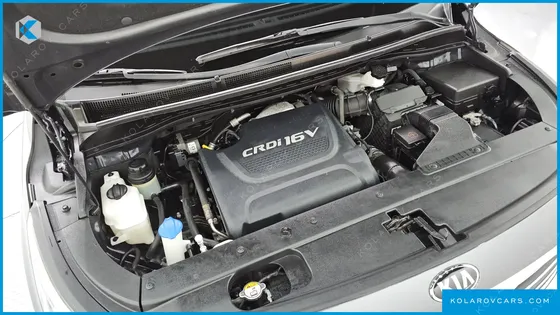 KIA CARNIVAL 9-SEATER PRESTIGE