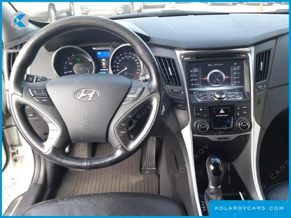 HYUNDAI SONATA 2.0
