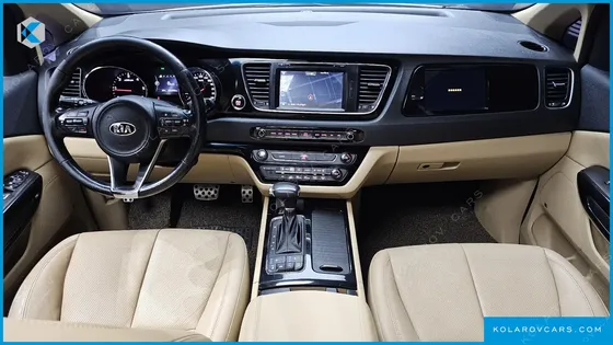 KIA CARNIVAL 9-SEATER NOBLESSE