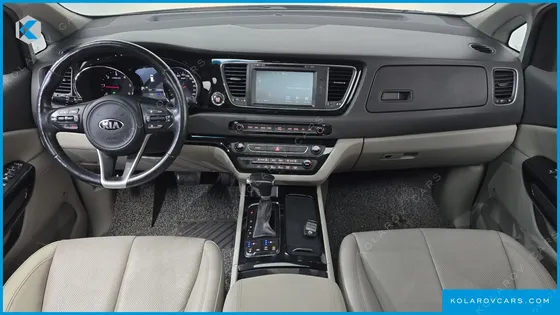 KIA CARNIVAL 9-SEATER NOBLESSE