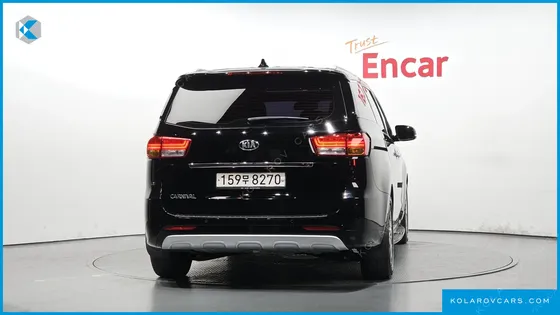 KIA CARNIVAL 9-SEATER PRESTIGE