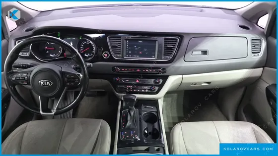 KIA CARNIVAL 9-SEATER NOBLESSE