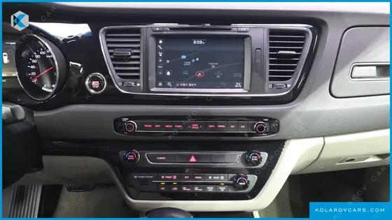 KIA CARNIVAL 9-SEATER NOBLESSE