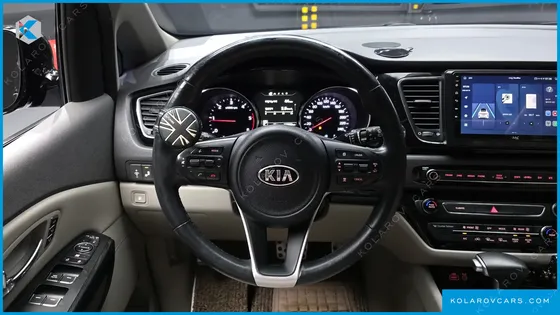 KIA CARNIVAL 9-SEATER NOBLESSE