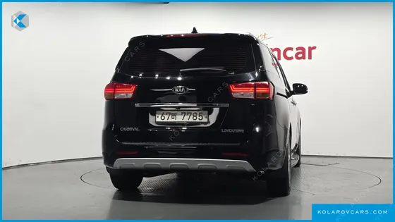KIA CARNIVAL 7-SEATER LIMOUSINE