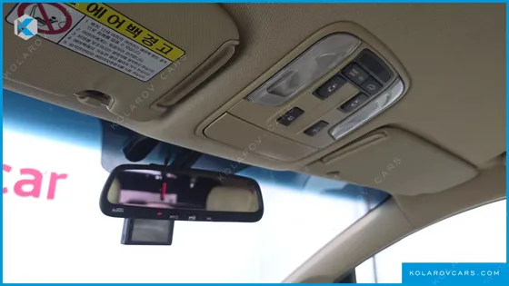 KIA CARNIVAL 7-SEATER LIMOUSINE