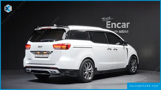 KIA CARNIVAL 9-SEATER PRESTIGE