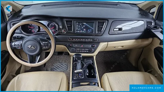 KIA CARNIVAL 9-SEATER PRESTIGE
